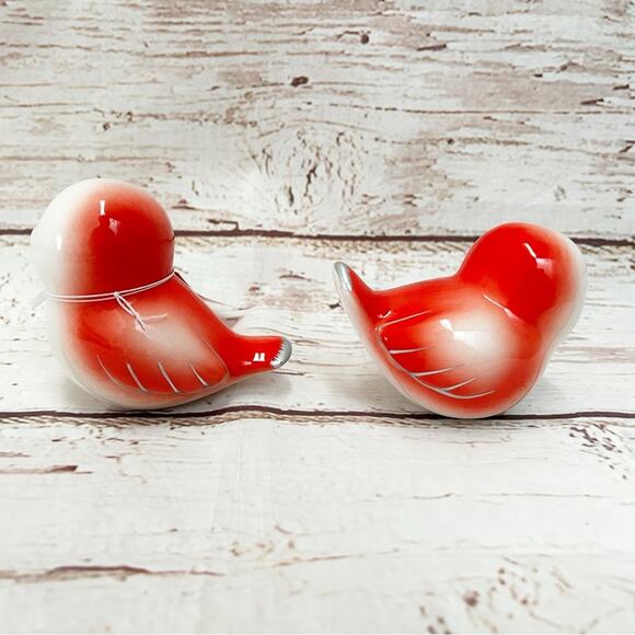 TARGET Valentines Day Retro Red and White Ceramic Love Birds Chicks - Picture 4 of 4